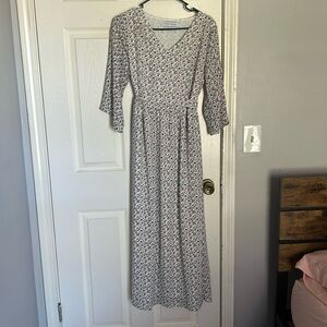 Piper & Scoot modest midi dress